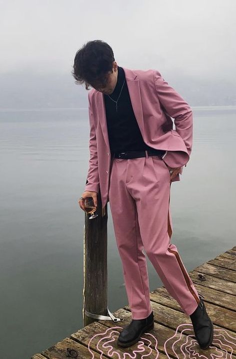 All Pink Men Outfit, Pink Suit Men Aesthetic, Pink Black Outfit Men, Pastel Mens Fashion Formal, Men Pink Formal Outfit, Purple Clothes Masc, All Pink Outfit Men, Pink Outfit Men Formal, Pink And Black Suit For Men