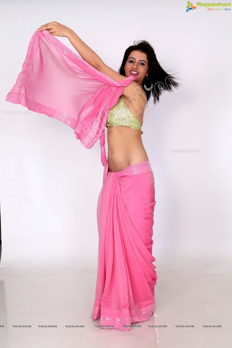 Ultra low waist saree Spicy Photoshoot, Low Waist Saree, Indian Navel, Photoshoot Pics, Stylish Sarees, Pink Saree, Saree Styles, Indian Beauty Saree, India Beauty