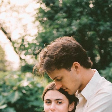 Melissa MacDonald on Instagram: "film from Ben and Ashton’s shoot 🎞️🫶🏼 #pentax645 #pentax645nii #contaxt3 #portra400" Portra 400 Film, Portra 400, Wedding Photos, Film, Photography, On Instagram, Instagram