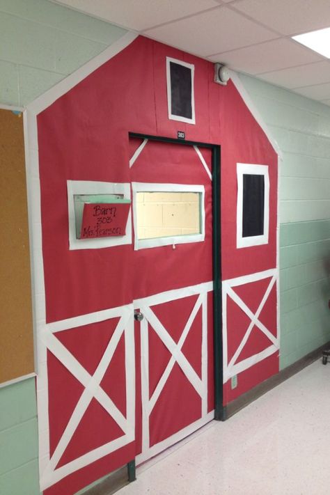 My classroom door. We are doing western. Barnyard Vbs, Farm Vbs, Farm Classroom Theme, Farm Unit, Farm Preschool, Western Crafts, Classroom Transformation, Healthy School, Cowboy Theme