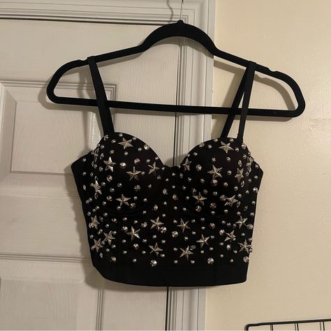 So Cute And Never Worn, Amazing Material And Support Star Corset Top, Star Top Outfit, Hero Outfits, Coldplay Concert, Selena Q, Goth Clothing, Tour Outfits, Fancy Tops, Jewelry Accessories Ideas