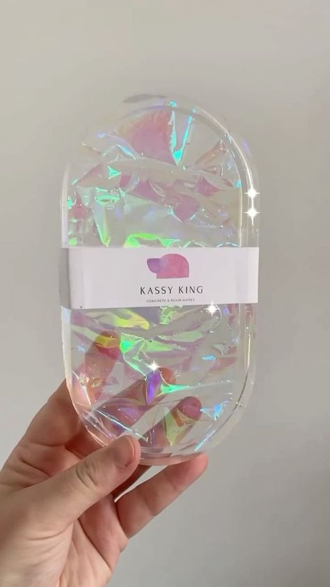 Kassy King | Colourful Handmade Homewares na Instagramie: „It’s been a whole year making iridescent resin skin care trays! I can’t believe it! Still to this day my best selling item and pretty much…” Iridescent Resin, Evian Bottle, Sparkly Things, Women Supporting Women, Pretty Much, Plastic Water Bottle, Natural Light, Are You The One, I Am Awesome