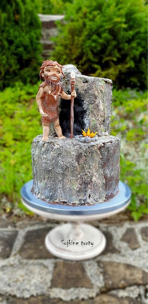 Homo neanderthalensis  in the cave by SojkineTorty Cave Cake Ideas, Wonder Woman Cake, Tuxedo Cake, Wafer Paper, The Cave, Paper Floral, Floral Applique, Popsicles, Bird Feeders