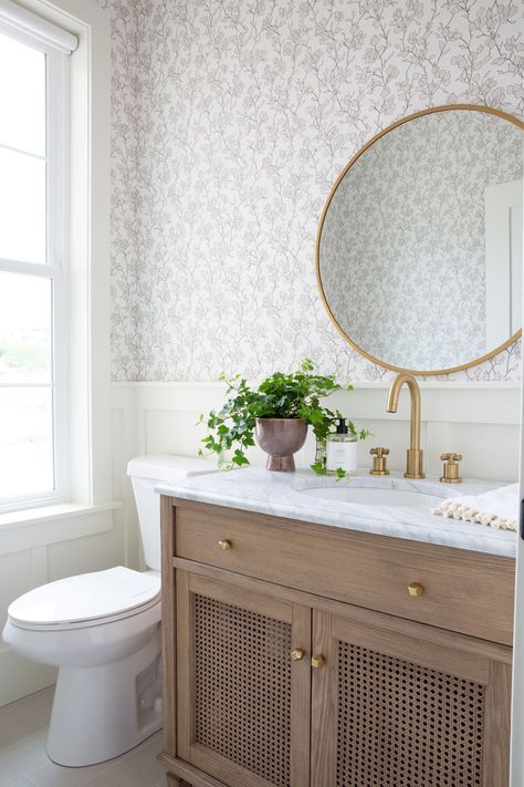 Bathroom with tub