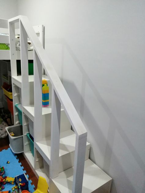 Ikea Daycare, Ikea Mydal, Stairs Playroom, Play Bedroom, Ikea Trofast, Stair Rail, Daycare Ideas, Stair Railing