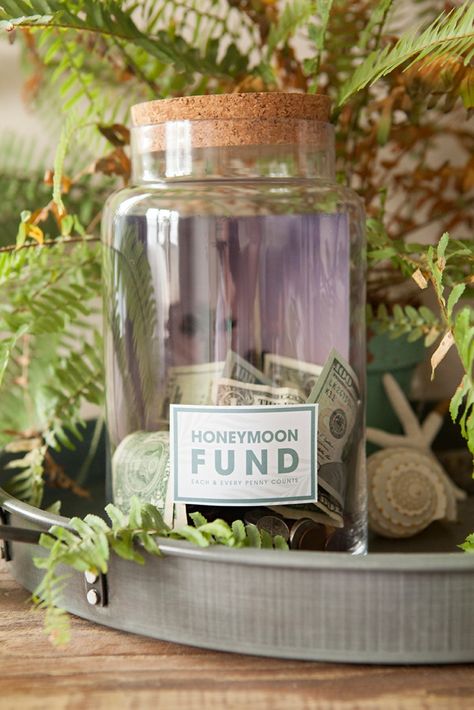 This Honeyfund Photo Jar is easy to make and has free printables! Honeymoon Fund Jar, Photo Jar, Wedding Fund, Wealth Quotes, Honeymoon Photos, Honeymoon Fund, Money Jars, Boda Mexicana, Wedding Money