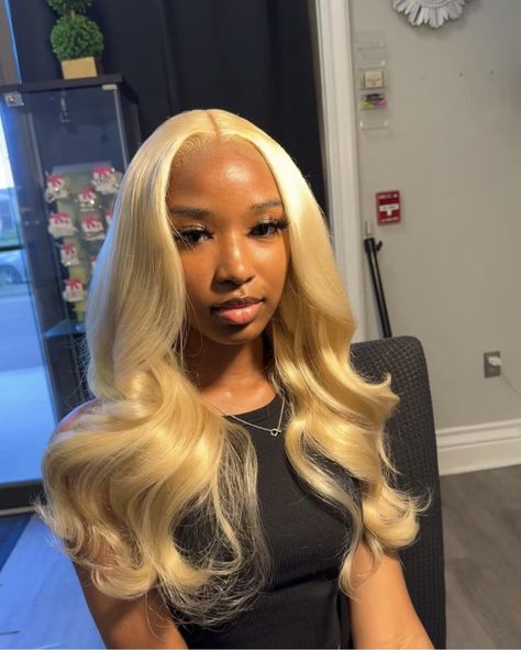 Blonde Weave, Frontal Wig Hairstyles, Frontal Hairstyles, Pretty Hair Color, Hot Hair Styles, Dope Hairstyles, Hair Laid, Lace Closure Wig, Front Lace Wigs Human Hair