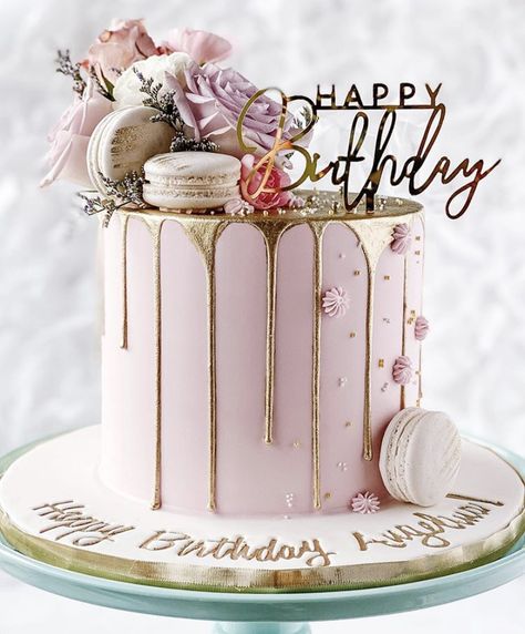 70th Birthday Cake For Women, Chocolate Drip Cake Birthday, Birthday Cake For Women Elegant, Birthday Cake For Women Simple, Birthday Drip Cake, Pink Champagne Cake, Modern Birthday Cakes, Macaroon Cake, Twin Birthday Cakes