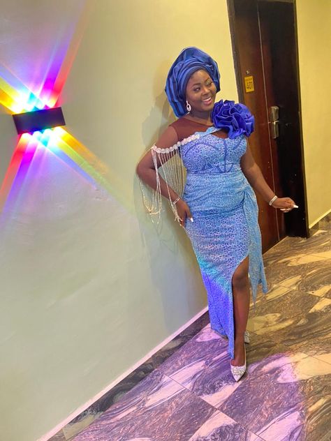 Asoebi lace style 2021 Sky blue and royal blue asoebi combination Royal Blue Asoebi, Royal Blue Lace Asoebi Styles, Sky Blue Lace Asoebi Styles, Sky Blue Lace Styles, Blue Lace Asoebi Styles, Asoebi Lace Style, Blue Asoebi, Lace Asoebi, Lace Asoebi Styles