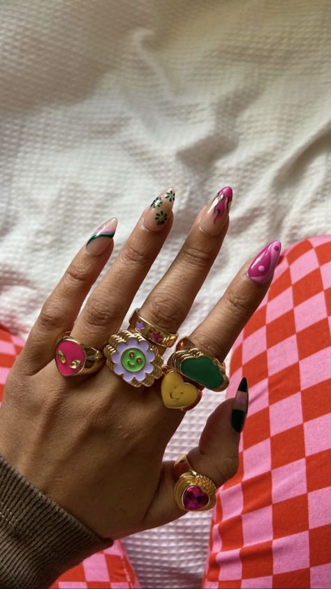 Gen Z Jewelry, Funky Rings, Icy Girl, Gen Z, Word Tattoos, Y2k Style, Fake Nails, Makeup Nails, Girl Tattoos