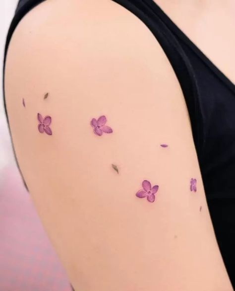 Esoteric Tattoo, Tattoo Coverups, Purple Flower Tattoos, Lilac Tattoo, Kpop Tattoos, Small Tattoos Simple, Tattoo Photography, Discreet Tattoos, Piercing Ideas