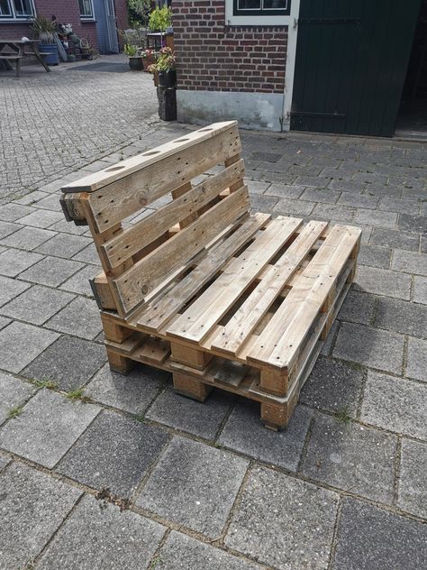 Park Bench, Diy Garden, Amsterdam, Bench, Outdoor Furniture, Outdoor Decor, Furniture, Home Decor, Home Décor