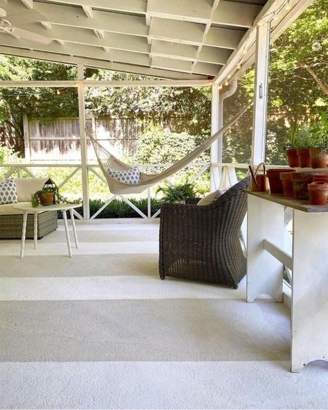 Concrete Patio Paint Ideas, Painted Concrete Patio Ideas, Patio Paint Ideas, Concrete Driveway Paint, Painted Concrete Patio, Painted Cement Patio, Outdoor Concrete Floors, Patio Paint, Concrete Patio Ideas