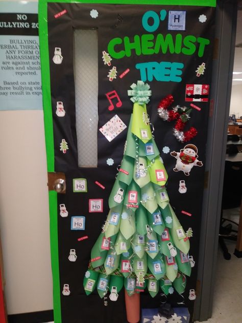 Holiday decorating classroom Science Themed Classroom Decor, Chemistry Teacher Classroom, Chemistry Door Decorations, Science Door Decorations Christmas, High School Chemistry Classroom Decor, Christmas Science Bulletin Boards, Science Holiday Door Decorations, Chemistry Classroom Ideas, Science Classroom Door Decorations