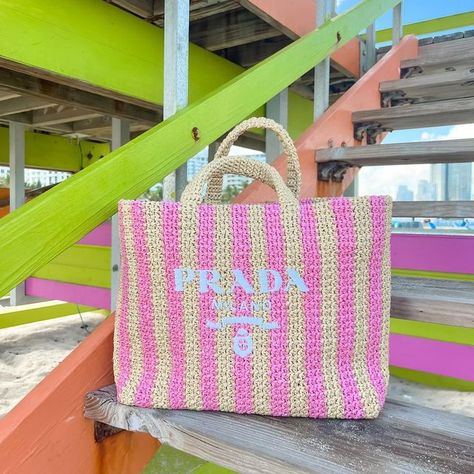 Prada Beach Bag, Crochet Store, Accessories Beach, Prada Tote Bag, Beach Pink, Bag Prada, Summer Tote Bags, Summer Tote, Fall Capsule Wardrobe