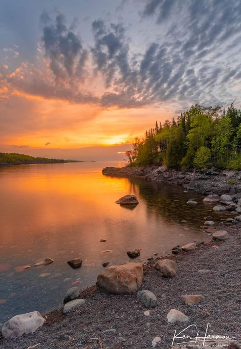 Lake Superior Painting, Scenic Photography Nature, Drawing Advice, Enders Game, Architecture References, Birch Tree Decor, Minnesota Life, Drawing Refrences, Lake Scene