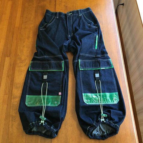 VTG 90S MACGEAR Baggy Rave Skater Phat Cargo Pants VERY RARE Mac Gear JNCO Jeans - $699.99. FOR SALE! VTG 90s macgear cargo rave jeans. Coolest jeans I have ever seen. 34 x 32 new condition. EXTREMELY RARE!!! You will never see another pair. These pants are mine. I paid up BIGGGGG for them. So I can price them how I want to. I’m not forcing you to buy 143890625283 90s Rave Fashion, Rave Jeans, Phat Pants, 90s Pants, Rave Pants, Skater Pants, Baggy Jeans Outfit, Cotton Harem Pants, Chica Cool