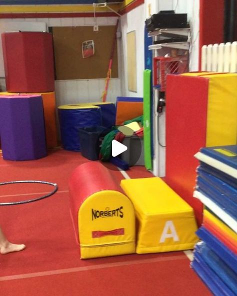 Buckeye Gymnastics on Instagram: "Introducing handstand bridge and bridge kick over to the little ones ❤🤸🏼‍♀️" Handstand Bridge, Tumbling Drills, Gymnastics Floor, Gymnastics Coaching, Handstand, Drills, Tumbling, Gymnastics, Coaching