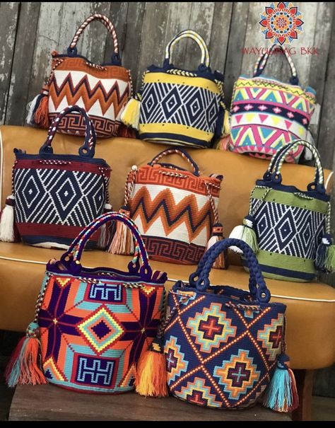 Wayuu Bags Pattern, Mochila Crochet, African Bag, Free Crochet Bag, Bag Pattern Free, Embellished Bags, Diy Bags Patterns, Tapestry Crochet Patterns, Tapestry Bag