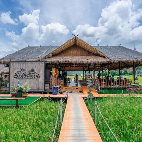 Inspiring Ideas “Cafe in the Rice Fields”, Beautifully Integrated With Nature Restaurant Design Rustic, Bamboo Restaurant, Lakeside Cafe, Cafe Plan, Outdoor Restaurant Patio, Bistro Design, Farm Cafe, Outdoor Restaurant Design, Cafe Concept