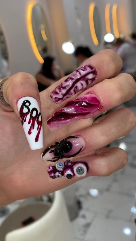 Slipknot Nails, Scary Icons, Gore Nails, Horror Movie Nails, Nail Art Design 2023, Movie Nails, Blood Nails, Scary Nails, Creepy Clowns