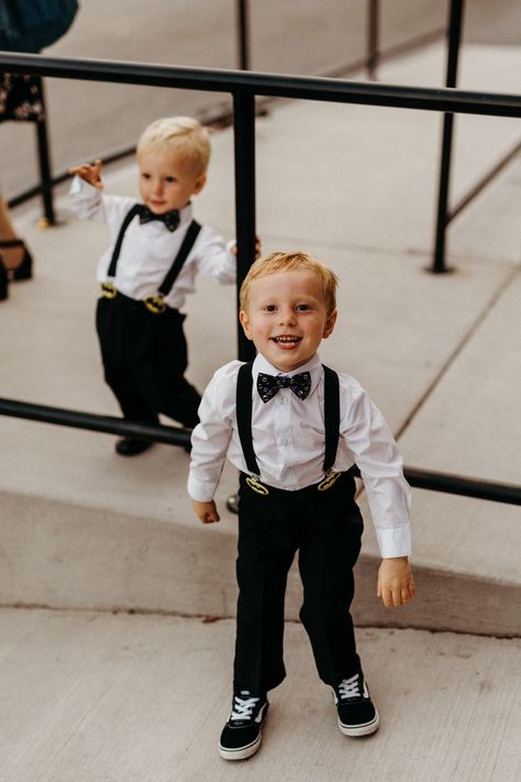 omg how cute are these ring bearers with their bowties & batman suspenders Tux With Suspenders, Ring Bear Outfit, Ring Bearer Outfit Black, Ring Bearer Outfit Suspenders, Ring Bearer Shoes, Earthy Wedding Rings, Outfits With Suspenders, Forever Person, Suspenders Outfit