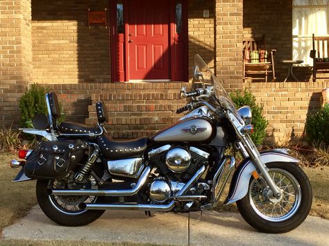 My 2001 Kawasaki Vulcan 1500 Classic. #kawasaki #vulcan Kawasaki Vulcan 1500, Kawasaki Vulcan 900 Classic, Kawasaki Vulcan 900, Vulcan 900, Trike Bicycle, Biker Stuff, Cruiser Bikes, Kawasaki Vulcan, Cafe Style