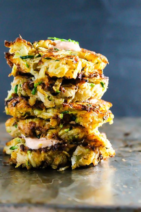 Kohlrabi and Zucchini Fritters with Sriracha Mayo Kohlrabi Recipes, Csa Recipes, Sriracha Mayo, Zucchini Fritters, Giada De Laurentiis, Zucchini Recipes, Side Recipes, Veggie Sides, Edamame