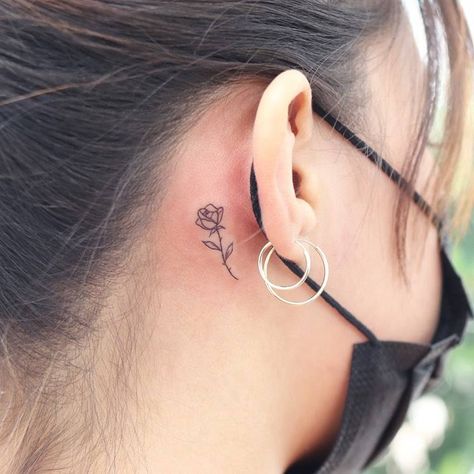 Rose Tattoo With Name, Behind Ear Tattoos, Tiny Heart Tattoos, Clover Tattoos, Skeleton Hand Tattoo, Small Girl Tattoos, Cute Tattoos For Women, Tattoo Trends, The Ear