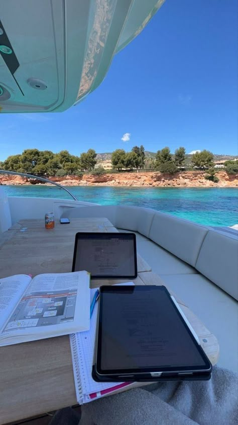 Online Bussines Aesthetic, Working On A Yacht, Working On Yachts, Luxury Family Vacation, Fully Booked Appointments Aesthetic, Remote Tech Job Aesthetic, Business Travel Aesthetic, Job Promotion Aesthetic, Brand Trip Aesthetic