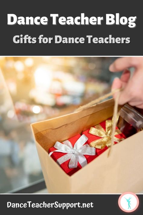 A hand holding a brown paper bag. In the Bag are three wrapped presents in the red, gold and silver color scheme. Dance Teacher Christmas Gifts, Hand Holding Paper, Massage Products, My Strengths, Holding Paper, Teacher Holiday Gifts, Dance Teacher Gifts, Red Gift Box, Giving Gifts