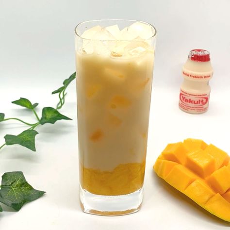 Yakult Lemonade, Yakult Drink Recipe, Yakult Drink, Probiotic Drinks, Boba Drink, Mango Puree, Mango Coconut, Vanilla Latte, Menu Board