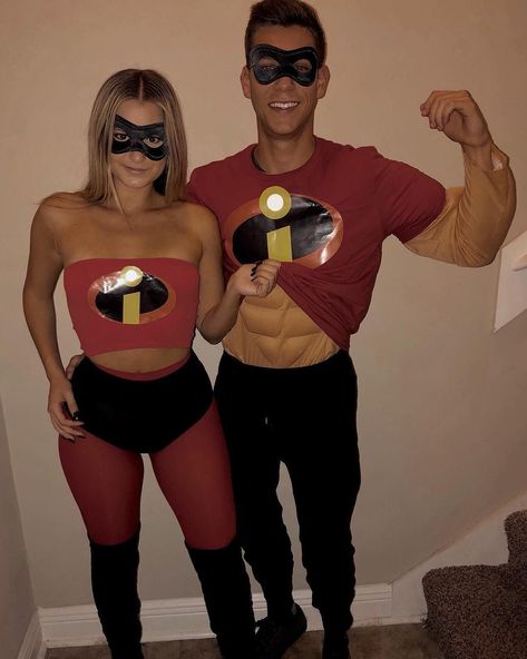 Diy Fantasia, Meme Costume, Halloween Coustumes, Couple Costumes, Creepy Halloween Decorations, Cute Couple Halloween Costumes, College Halloween, Couples Halloween, Halloween Costume Outfits