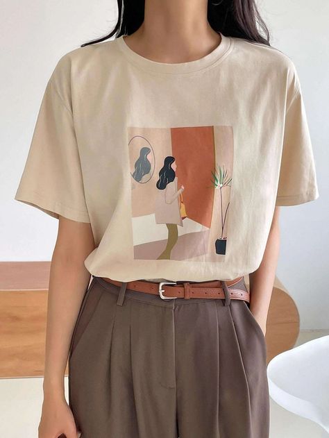 Beige Top Outfit, Comfy Trendy Outfits, Graphic Tshirt Outfit, Beige Shirt, Drop Shoulder Tee, Everyday Fashion Outfits, Shirts Women Fashion, Casual Day Outfits, Aesthetic Shirts