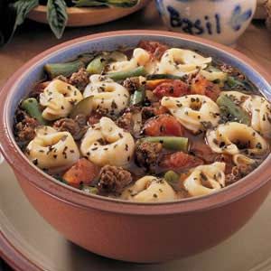 French Onion Tortellini Soup Recipe -This soup is delicious, pretty and unbelievably fast to make. For a creamy variation, I sometimes substitute cream of mushroom soup for the French onion soup. If there are any leftovers, they taste even better the next day. - Marsha Farley, Bangor, Maine Canned Soup Recipes, Yum Bowls, Pizza Soup Recipe, Cream Of Soup, Sausage Cabbage, Italian Soups, Good Soups, Green Beans Soup, Easy Meal Recipes