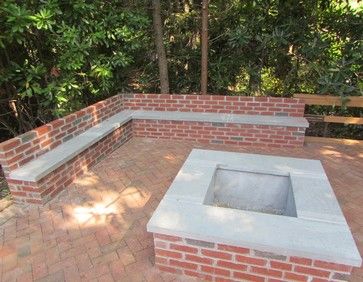 Brick Firepit Home Design Ideas, Pictures, Remodel and Decor Brick Seating Area, Brick Firepits Backyard, Backyard Brick Ideas, Brick Seating Outdoor, Brick Bench Outdoor, Brick Firepits, Outdoor Boma Ideas, Boma Ideas Fire Pits, Brick Seating