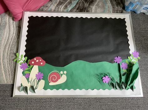 Mushroom Themed Bulletin Board, Forest Daycare Theme, Cottagecore Bulletin Board, Gardening Bulletin Board Ideas, Daycare Nursery Room Ideas Classroom, Mushroom Bulletin Board Ideas, Forest Theme Bulletin Board Ideas, Mushroom Classroom Decor, Mushroom Door Decs