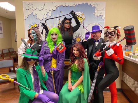 DC Comic Villians Group Costume Superhero Or Villain Costumes, Disney Villains Group Halloween Costumes, Group Villain Costumes, Batman Group Costumes Halloween, Dc Villain Costumes, Villian Group Costumes, Group Superhero Costumes Woman, Dc Costumes Halloween, Group Work Costume Ideas