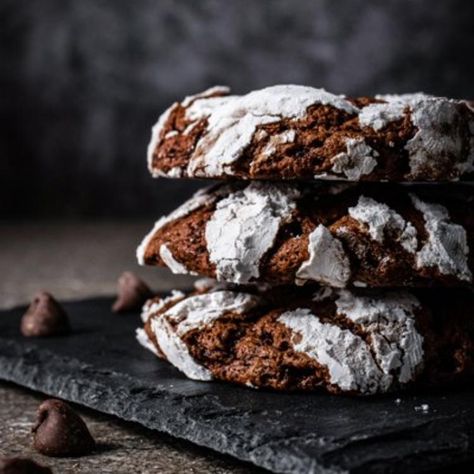 Chocolate Cinnamon Crinkle Cookies Cinnamon Crinkle Cookies, Nestle Chocolate, Truffle Cookies, Crinkle Cookies Recipe, Chocolate Crinkle, Best Baking, Chocolate Crinkle Cookies, Baking Cocoa, Chocolate Crinkles