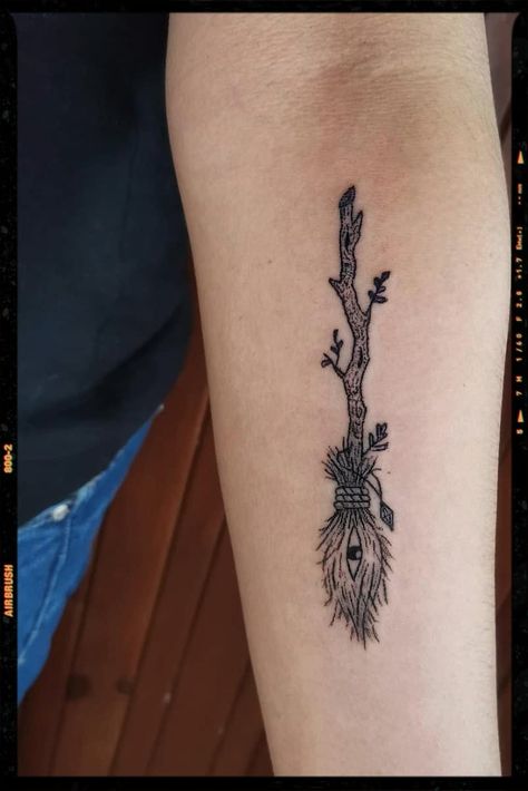 Witch's Magic Broom Tattoo Inspiration Witchy Broom Tattoo Ideas, Magic Quote Tattoo, Witches Broom Tattoo, Witch Broom Tattoo, Salem Tattoo, Broom Tattoo, Bestie Tattoos, Magic Broom, App Filter