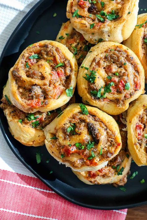 Sausage Cream Cheese Pinwheels Sausage Pinwheels Cream Cheese, Spinach Appetizers, Sausage Pinwheels, Cream Cheese Sausage, Sausage Cream Cheese, Jambalaya Recipe Easy, Crescent Dough Sheet, Cream Cheese Pinwheels, Cream Cheese Roll Up