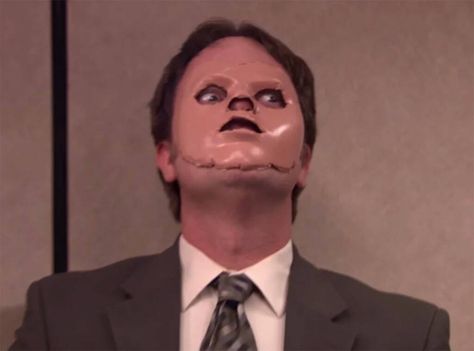 Hello, Clarice from Funniest Dwight Schrute Moments From The Office on E! Online Office Funny Pictures, Funniest Office Episodes, Top Pranks, The Office Funny, Best Of The Office, The Office Dwight Schrute, Office Funny, The Office Dwight, The Office Show