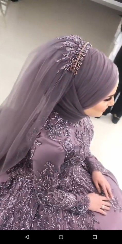 Purple Hijab, Turkish Bride, Muslim Wedding Hijab, Color Uva, Wedding Hijab Styles, Bridal Hijab Styles, Muslim Wedding Gown, Baju Kahwin, Hijabi Brides