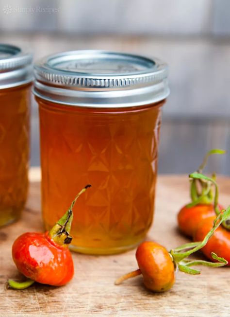 Rose Hip Jelly, Canning Room, Jelly Homemade, Canning Jams, Water Lemon, Fantasy Food, Homemade Jelly, Jelly Recipe, Rose Hips