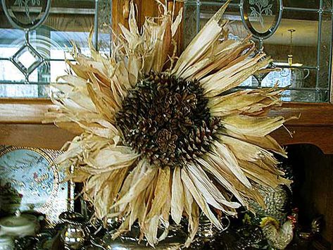 Corn Husk Wreath with Pine Cones | Chickens in the Road Corn Husk Wreath, Corn Husk Crafts, The Inner Circle, Pinecone Wreath, Cones Crafts, Sunflower Wreath, Fall Deco, Corn Husk, Diy Fall Wreath