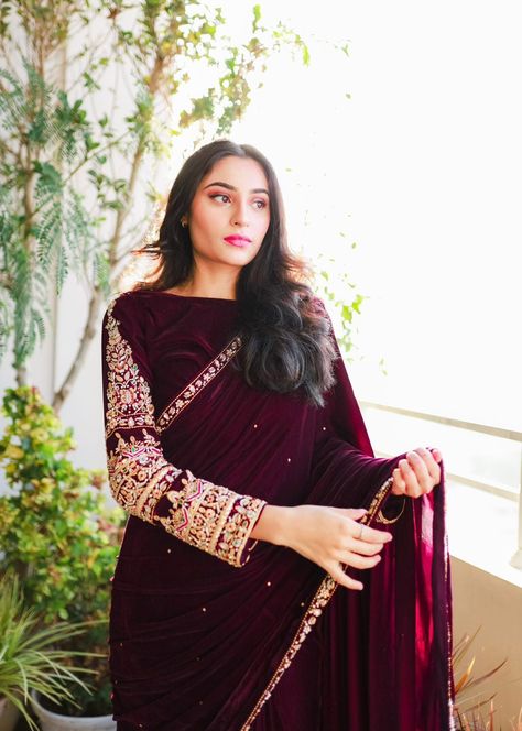 Wine Color Velvet Saree | 9000 Velvet Saree | Embroidery Work Blouse | Bridal Wear Saree | Party Wear Saree | Embroidery Border Work Saree by Fashion4Women on Etsy Velvet Sari, Saree Embroidery Work, Border Work Saree, Engagement Looks, Velvet Saree, Reception Saree, Maroon Saree, Set Saree, Saree Designs Party Wear