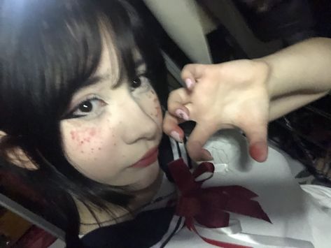 ayano @kafkaesca Ayano Cosplay, Ayano Aishi Cosplay, Yandere Cosplay, Yandere Simulator Ayano, Ayano Aishi, Fnaf Cosplay, Cute Makeup Looks, Yandere Simulator, Film Aesthetic