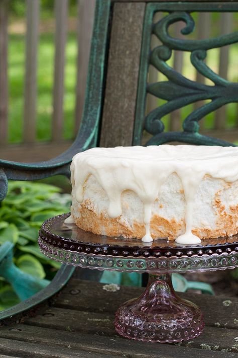 Never Fail Angel Food Cake Angel Food Icing, Angle Food Cake Icing, Angel Food Cake Frosting Recipes, Icing For Angel Food Cake, Glaze For Angel Food Cake, Angel Food Cake Glaze, Angel Food Cake Icing, Angel Food Cake Frosting, Angel Food Cake Recipes