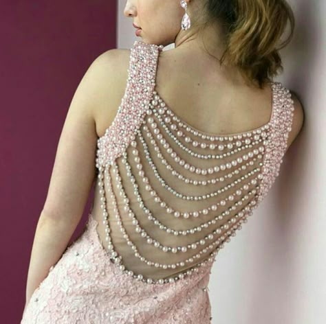 Back Design Dress, Beads Clothes, Women Back, Wedding Lehenga Designs, Classy Gowns, Latest Model Blouse Designs, Party Wear Gown, Long Gowns, Fashionable Saree Blouse Designs