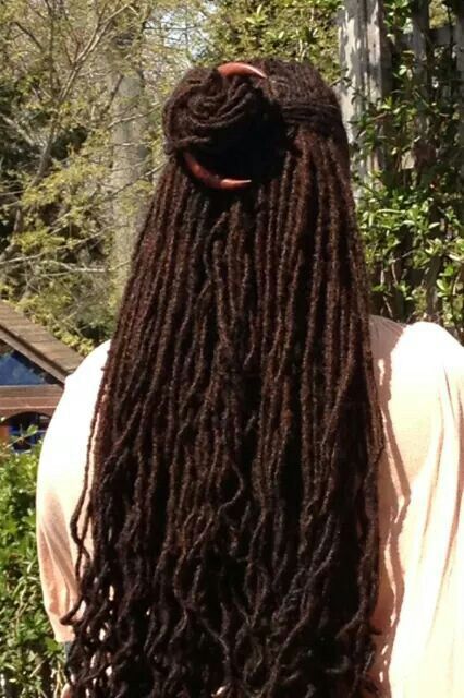 Loc crush Jet Black Sisterlocks, Long Locs Natural, Long Healthy Locs, Grunge Blonde, Skater Hair, Locs Ideas, Long Locs, Growing Out Bangs, Moon Ornament